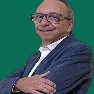 Prof. Renato Piccolo